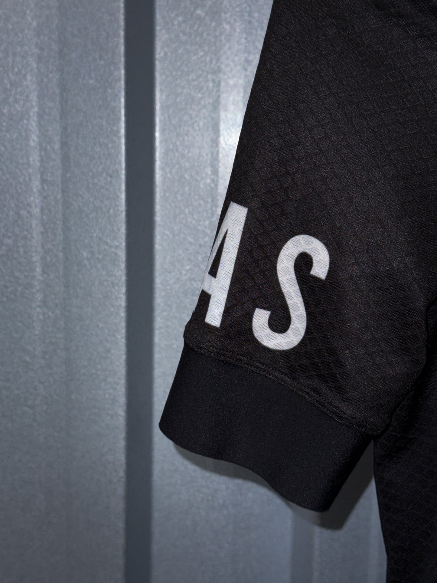 Men's OFF-Black Training Jersey
